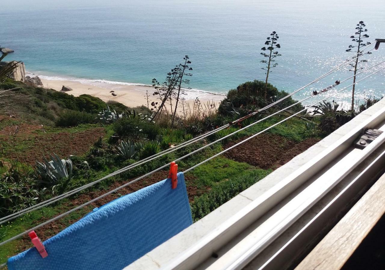 Estudio T0 sobre a praia Sesimbra Exterior foto